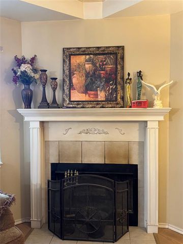 1560 Twin Spires Trail, Guthrie, OK 73044