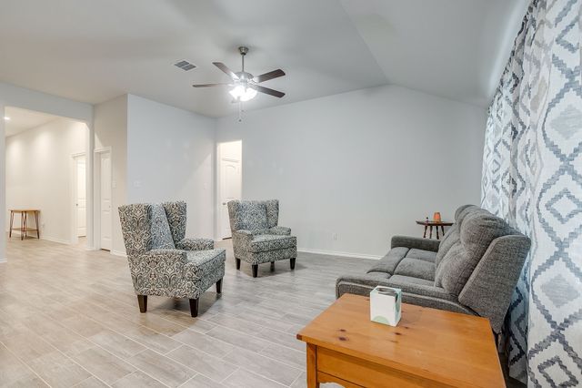 1813 Barberry Way, Weatherford, TX 76086