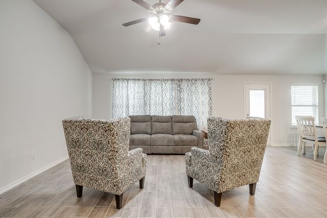 1813 Barberry Way, Weatherford, TX 76086