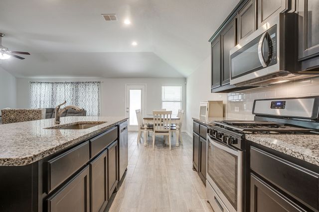 1813 Barberry Way, Weatherford, TX 76086