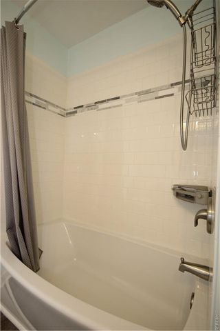 708 Caravelle DR, Chesapeake, VA 23322