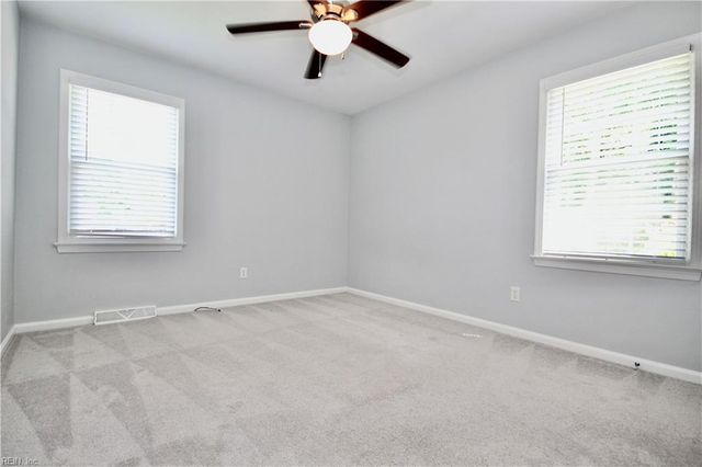 708 Caravelle DR, Chesapeake, VA 23322