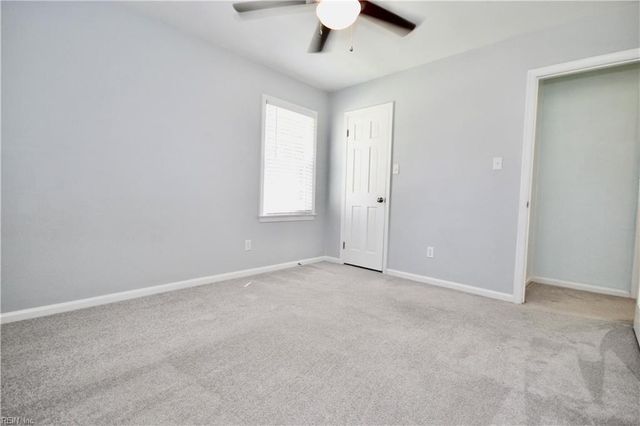 708 Caravelle DR, Chesapeake, VA 23322