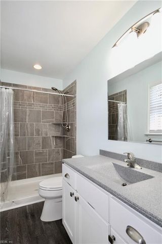 708 Caravelle DR, Chesapeake, VA 23322