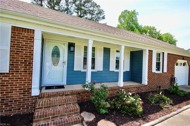 708 Caravelle DR, Chesapeake, VA 23322