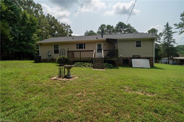 149 Bonkin Lake Road, Mocksville, NC 27028