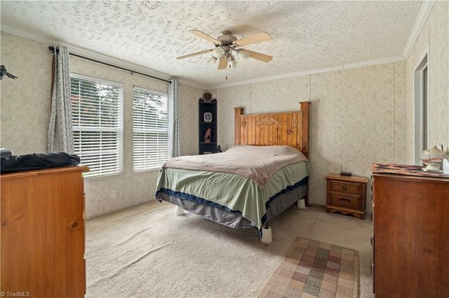 149 Bonkin Lake Road, Mocksville, NC 27028