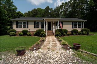 149 Bonkin Lake Road, Mocksville, NC 27028