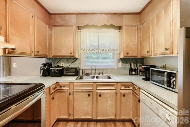 2601 Lynn Drive, Gastonia, NC 28054