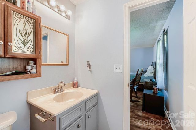 2601 Lynn Drive, Gastonia, NC 28054