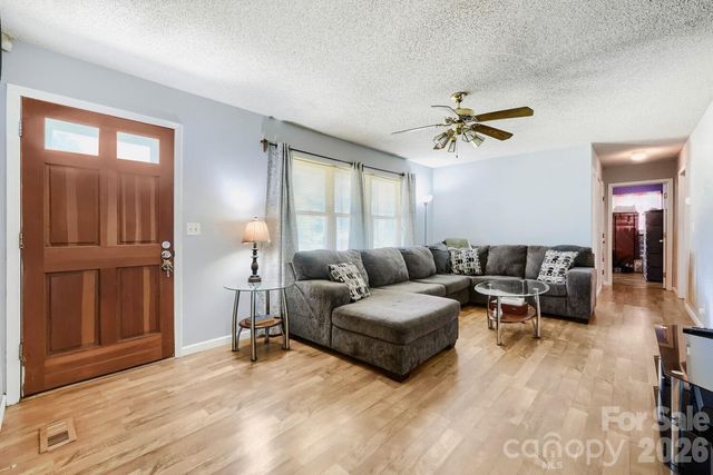 2601 Lynn Drive, Gastonia, NC 28054