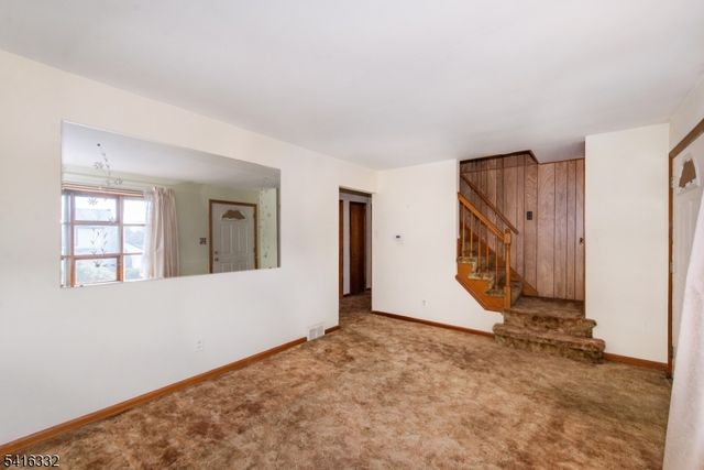 274 Dewey Ave, Totowa Boro, NJ 07512