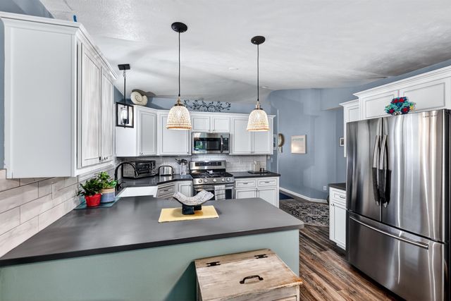 4015 S Easy Ln, Spokane, WA 99223
