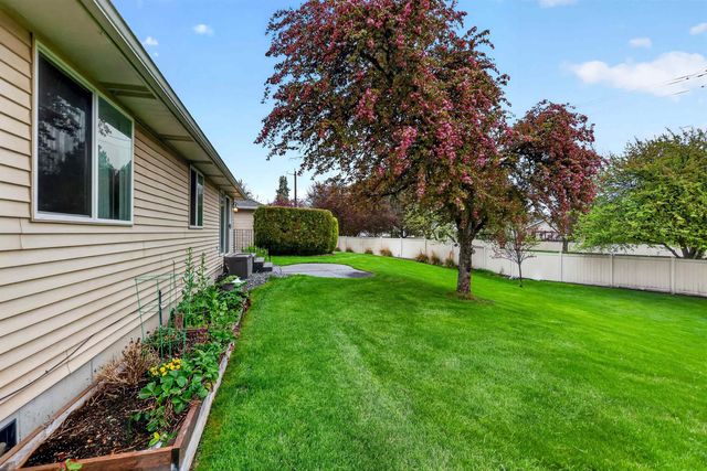 4015 S Easy Ln, Spokane, WA 99223