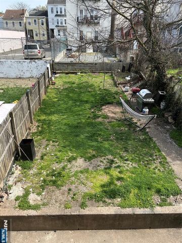 550 River Street, Paterson, NJ 07524