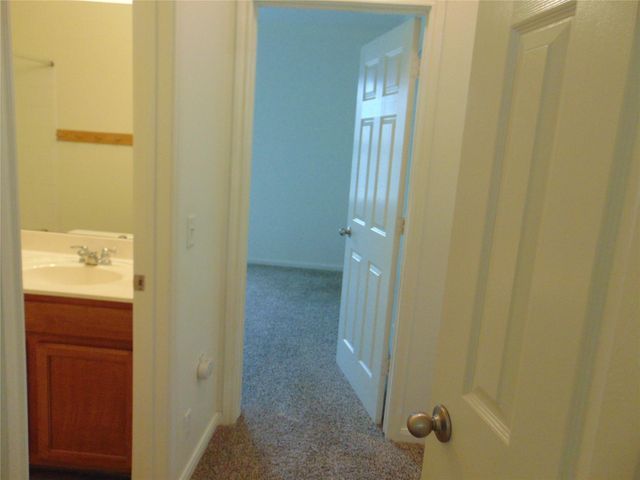 2417 Allred DR A, Austin, TX 78748