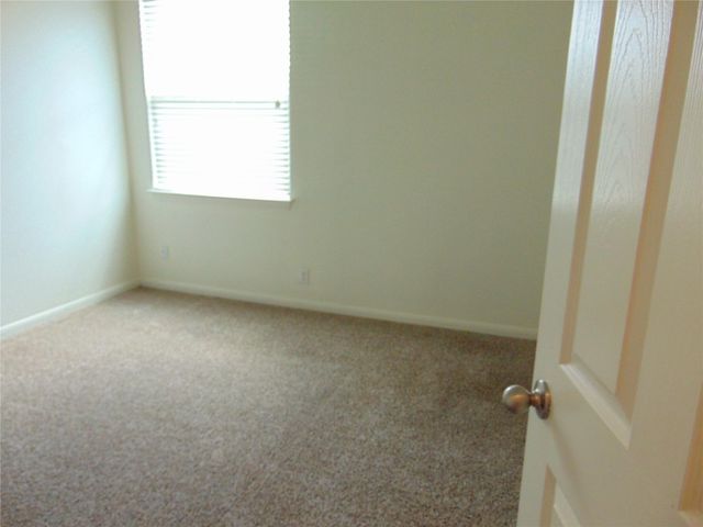 2417 Allred DR A, Austin, TX 78748