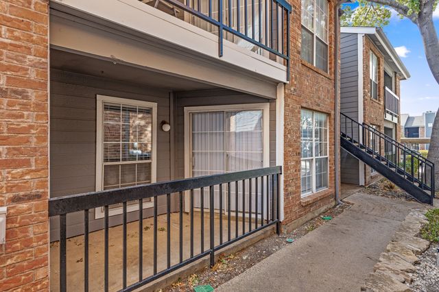 18333 Roehampton Drive 418, Dallas, TX 75252