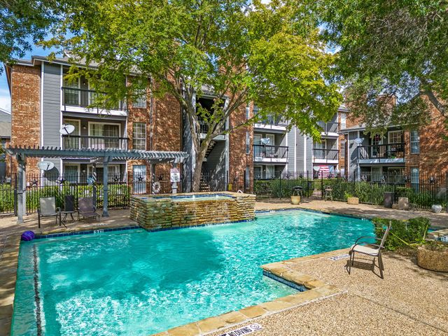 18333 Roehampton Drive 418, Dallas, TX 75252