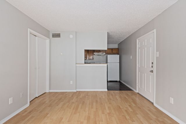 18333 Roehampton Drive 418, Dallas, TX 75252