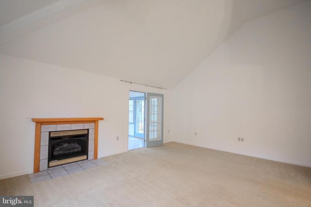 922 W SCHUMAKER MANOR DR, Salisbury, MD 21804