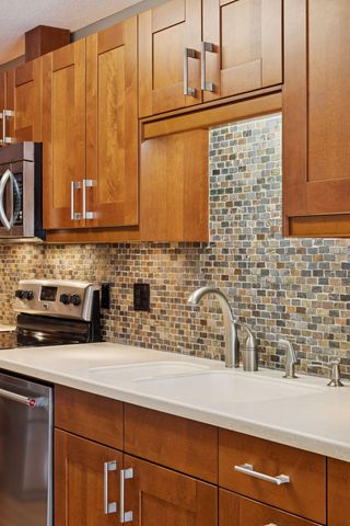 1180 Timbershore Lane, Eagan, MN 55123