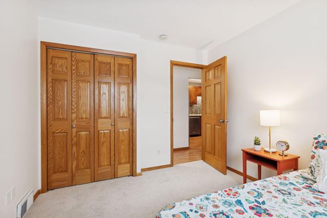 1180 Timbershore Lane, Eagan, MN 55123