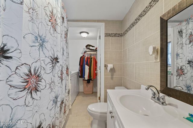 1952 Stratford Avenue, Neptune Township, NJ 07753