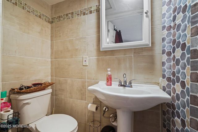 1952 Stratford Avenue, Neptune Township, NJ 07753