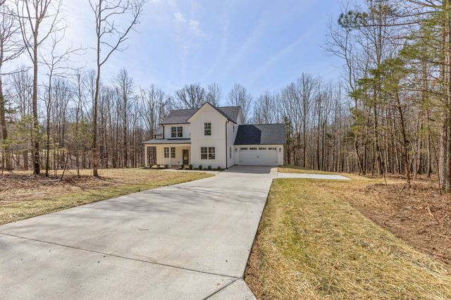 1033 Walnut Grove Road, Dickson, TN 37055