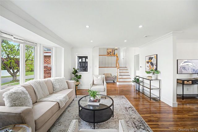 51 Stephen Street, Levittown, NY 11756