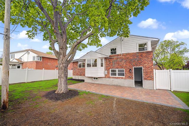 51 Stephen Street, Levittown, NY 11756