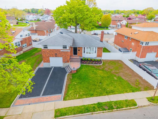 51 Stephen Street, Levittown, NY 11756