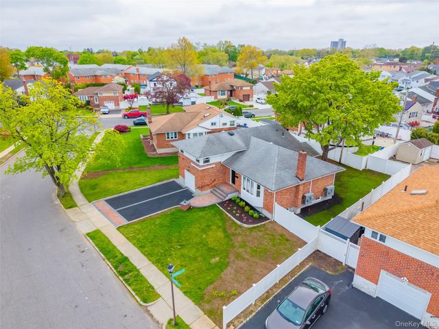 51 Stephen Street, Levittown, NY 11756