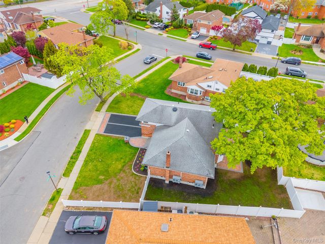 51 Stephen Street, Levittown, NY 11756