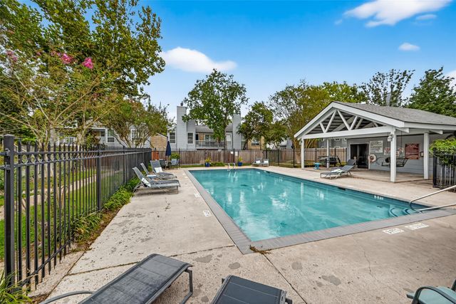 711 Worthshire Street, Houston, TX 77008