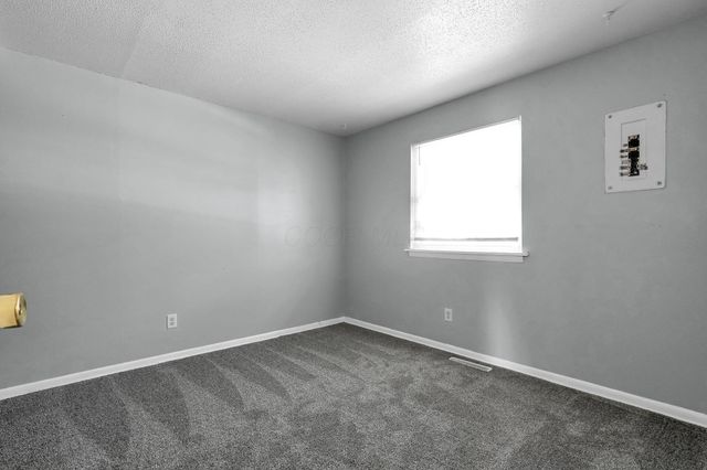 228 Currier Drive, Columbus, OH 43207