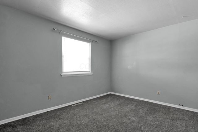 228 Currier Drive, Columbus, OH 43207