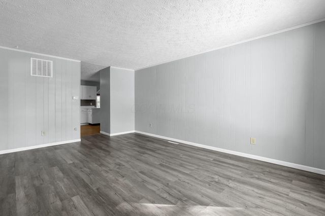 228 Currier Drive, Columbus, OH 43207