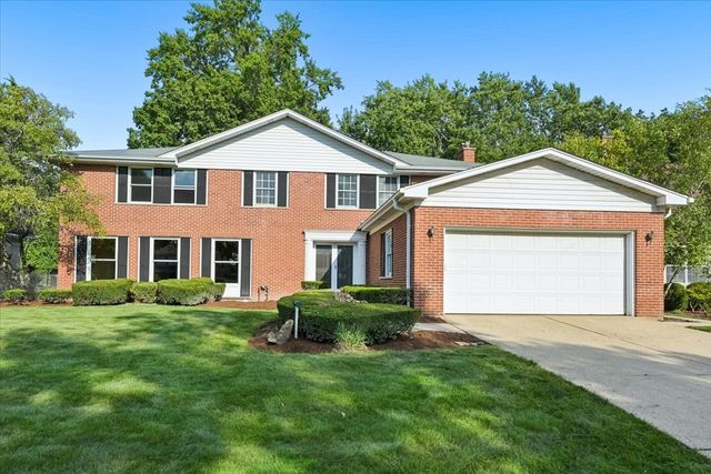 937 Sutton Drive, Northbrook, IL 60062