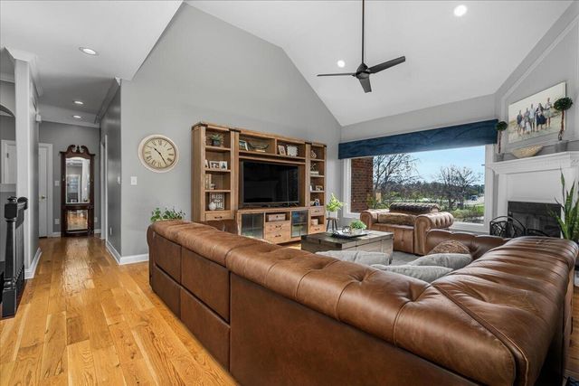 129 Birkdale Drive, Georgetown, KY 40324