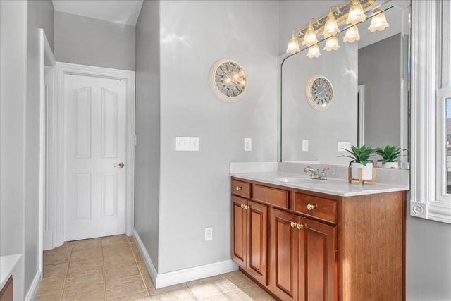 129 Birkdale Drive, Georgetown, KY 40324