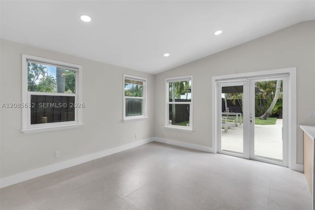 1525 NE 18th Ave, Fort Lauderdale, FL 33304