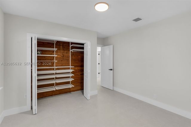 1525 NE 18th Ave, Fort Lauderdale, FL 33304