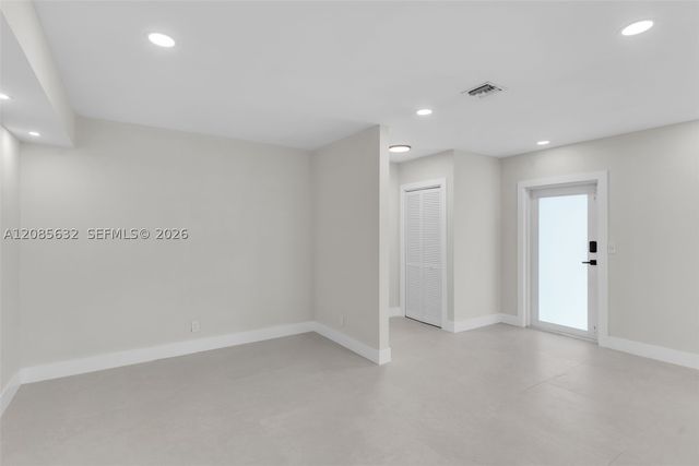 1525 NE 18th Ave, Fort Lauderdale, FL 33304