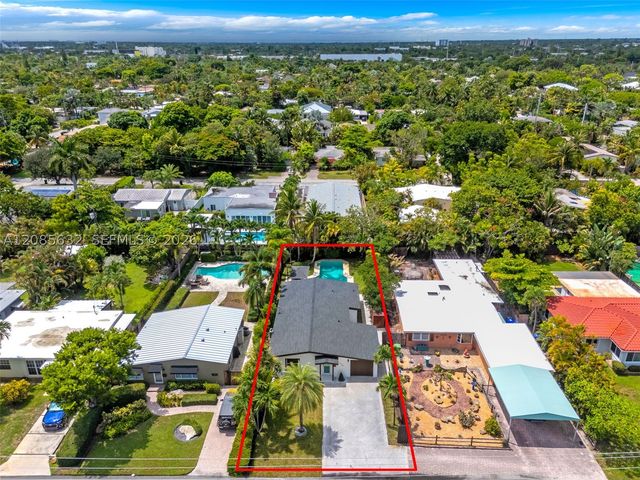 1525 NE 18th Ave, Fort Lauderdale, FL 33304