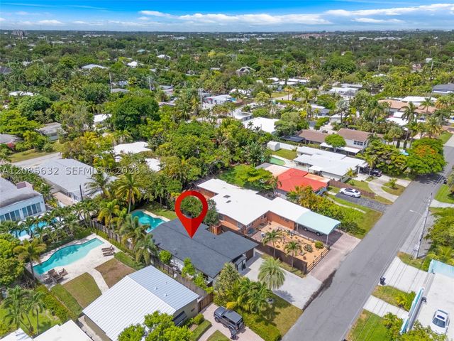 1525 NE 18th Ave, Fort Lauderdale, FL 33304