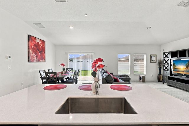 350 RUSTIC RAIL DRIVE, Lake Wales, FL 33859