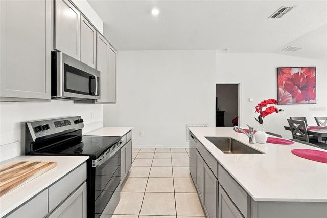 350 RUSTIC RAIL DRIVE, Lake Wales, FL 33859