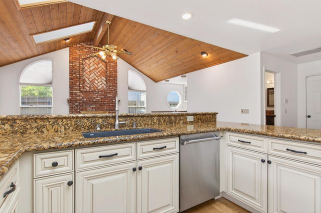 8797 Bronson Dr, Granite Bay, CA 95746